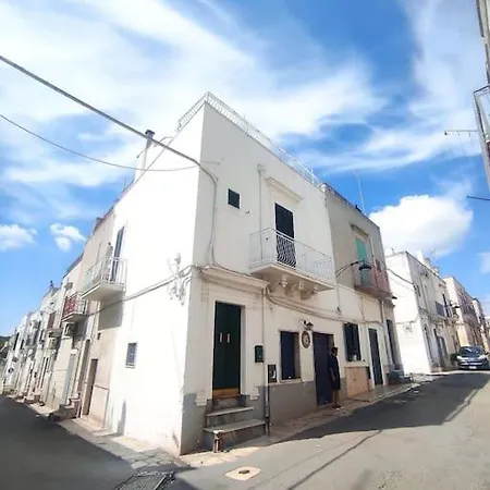 Cinque Terrazze: Freshly Renovated 2-bedroom House *