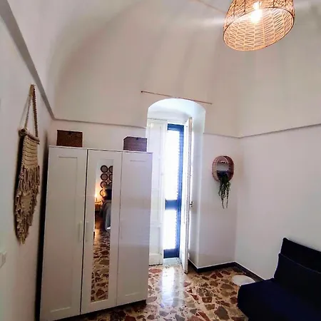 Cinque Terrazze: Freshly Renovated 2-bedroom House *
